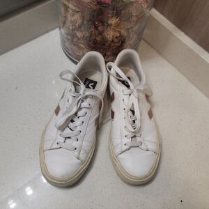 VEJA campo sneakers Size 7.5